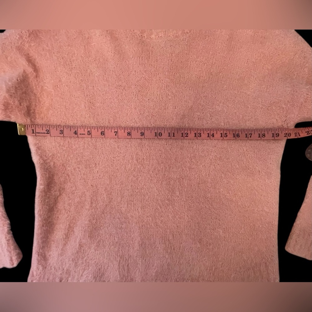 Rampage Sweater - Picture 4 of 7